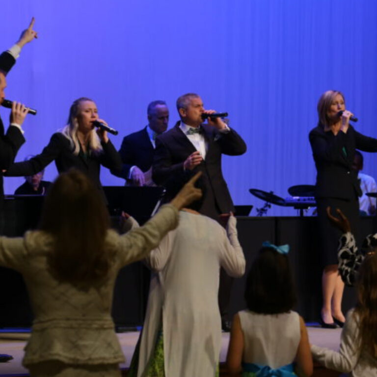 Praise and Worship at Grace Christian Center Singers and Band